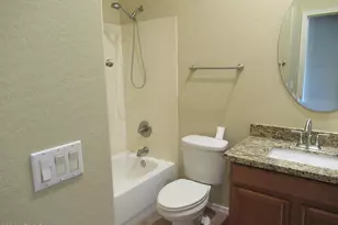 8860 W Frier Dr, Glendale, AZ 85305 - Photo 8