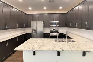 29400 N 122nd Glen, Peoria, AZ 85383 - Photo 10