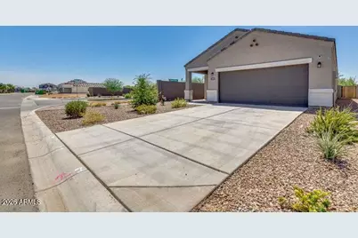 4755 E Argentite Street, San Tan Valley, AZ 85143 - Photo 2