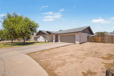 1727 N Summer Circle, Mesa, AZ 85203 - Photo 2