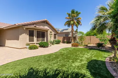 16523 W Saguaro Lane, Surprise, AZ 85388 - Photo 2