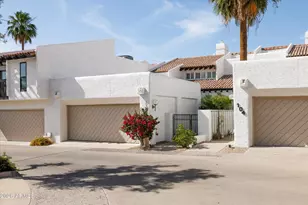 4446 E Camelback Rd, Phoenix, AZ 85018 - Photo 2