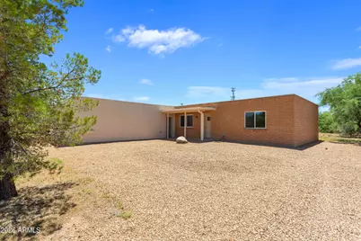 2061 N Laurel Place, Huachuca City, AZ 85616 - Photo 2