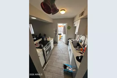 5508 S 12th Way, Phoenix, AZ 85040 - Photo 2