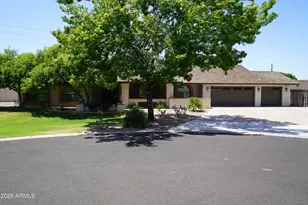 226 W Ranch Rd, Tempe, AZ 85284 - Photo 1