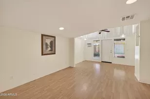 1116 E Cinnabar Ave, Phoenix, AZ 85020 - Photo 16