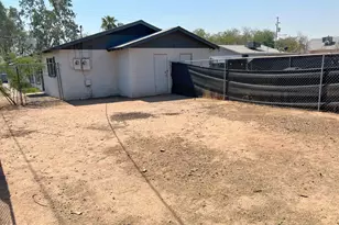 2726 E Willetta St, Phoenix, AZ 85008 - Photo 12