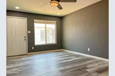 2726 E Willetta Street #Apt 2, Phoenix, AZ 85008 - Photo 2