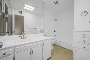 5724 W Fairmount Ave, Phoenix, AZ 85031 - Photo 20