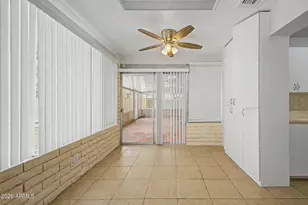 5724 W Fairmount Ave, Phoenix, AZ 85031 - Photo 8