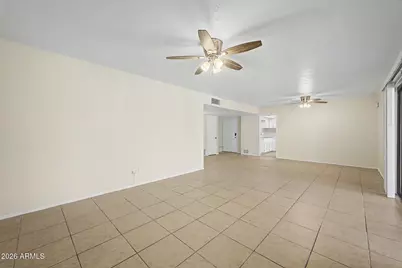 5724 W Fairmount Avenue, Phoenix, AZ 85031 - Photo 4