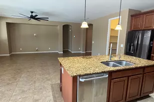 135 W Yellow Wood Ave, San Tan Valley, AZ 85140 - Photo 10