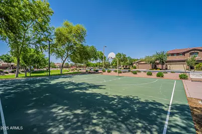 135 W Yellow Wood Avenue, San Tan Valley, AZ 85140 - Photo 30
