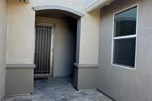 135 W Yellow Wood Ave, San Tan Valley, AZ 85140 - Photo 2
