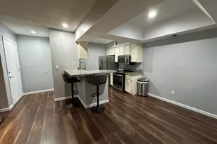 10610 S 48th St, Phoenix, AZ 85044 - Photo 2