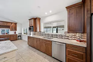14411 W Ravenswood Dr, Sun City West, AZ 85375 - Photo 12