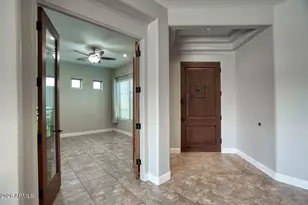 9909 S 6th Pl, Phoenix, AZ 85042 - Photo 16