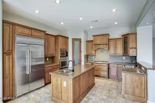 9909 S 6th Pl, Phoenix, AZ 85042 - Photo 6