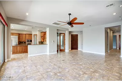 9909 S 6th Place, Phoenix, AZ 85042 - Photo 10
