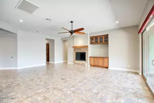 9909 S 6th Pl, Phoenix, AZ 85042 - Photo 12
