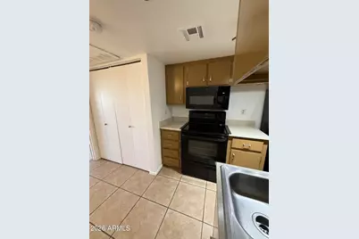 12123 W Bell Road #214, Surprise, AZ 85378 - Photo 10