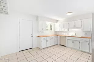 4114 E Calle Redonda, Phoenix, AZ 85018 - Photo 12
