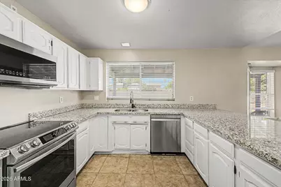 2828 W Northview Avenue, Phoenix, AZ 85051 - Photo 14