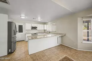 2828 W Northview Ave, Phoenix, AZ 85051 - Photo 12