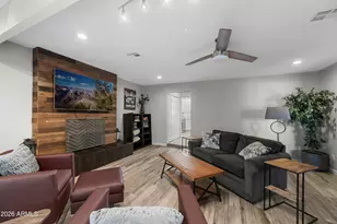 208 E Oxford Dr, Tempe, AZ 85283 - Photo 6