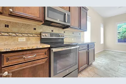 16374 W Amelia Drive, Goodyear, AZ 85395 - Photo 6