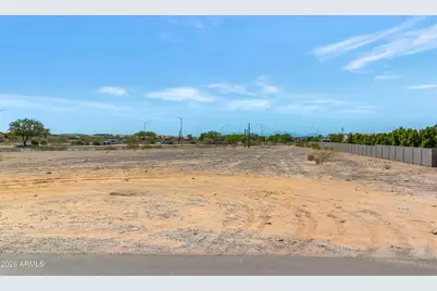 10001 W Avenida Del Sol -- #1, Peoria, AZ 85383 - Photo 2