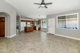 9849 W Yukon Dr, Peoria, AZ 85382 - Photo 14