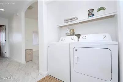 9321 W Hillcrest Place, Arizona City, AZ 85123 - Photo 6