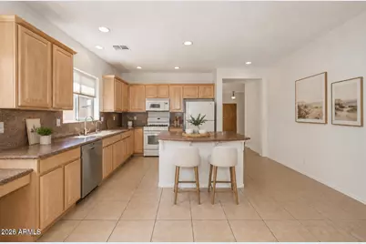 8436 W Alyssa Lane, Peoria, AZ 85383 - Photo 10