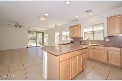 8436 W Alyssa Lane, Peoria, AZ 85383 - Photo 12