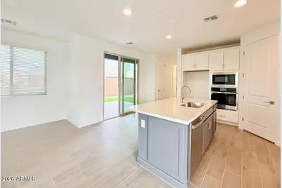 26021 N 23rd Avenue, Phoenix, AZ 85085 - Photo 8