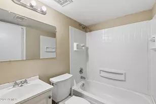 8888 N 47th Ave, Glendale, AZ 85302 - Photo 10