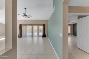 9289 W Escuda Dr, Peoria, AZ 85382 - Photo 4