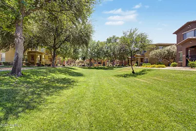 15240 N 142nd Avenue #2039, Surprise, AZ 85379 - Photo 34