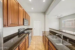 15240 N 142nd Ave, Surprise, AZ 85379 - Photo 12