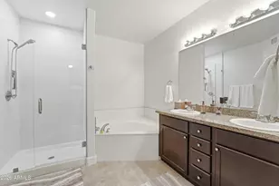 5350 E Deer Valley Dr, Phoenix, AZ 85054 - Photo 18