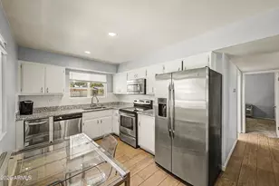 11016 N Coggins Dr, Sun City, AZ 85351 - Photo 14