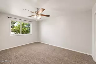 11016 N Coggins Dr, Sun City, AZ 85351 - Photo 16