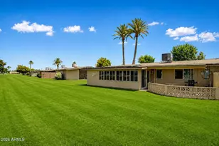 11016 N Coggins Dr, Sun City, AZ 85351 - Photo 36