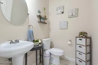 7325 W Wolf Street, Phoenix, AZ 85033 - Photo 10