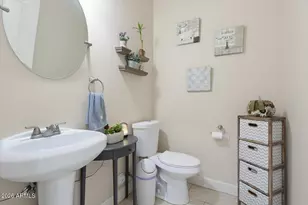 7325 W Wolf St, Phoenix, AZ 85033 - Photo 10