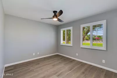 5034 N 81st Street, Scottsdale, AZ 85250 - Photo 10