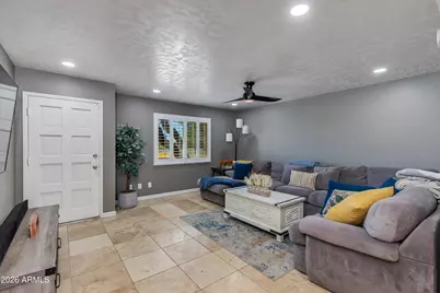 5034 N 81st Street, Scottsdale, AZ 85250 - Photo 4