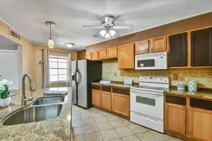 17264 N 105th Ave, Sun City, AZ 85373 - Photo 4