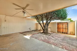 17264 N 105th Ave, Sun City, AZ 85373 - Photo 14